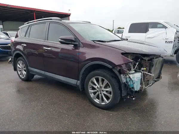 2T3YFREV0JW422034 2018 TOYOTA RAV 4 - Image 1