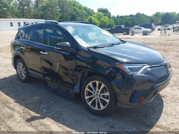 2T3YFREV1JW447346 2018 TOYOTA RAV 4 - Image 1