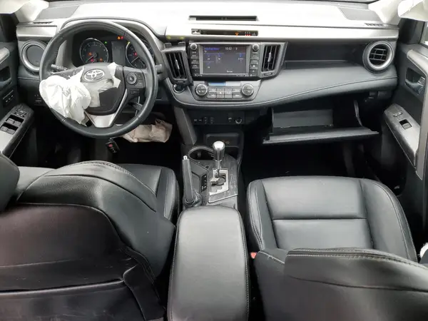 2T3YFREV2HW348657 2017 TOYOTA RAV 4 - Image 8