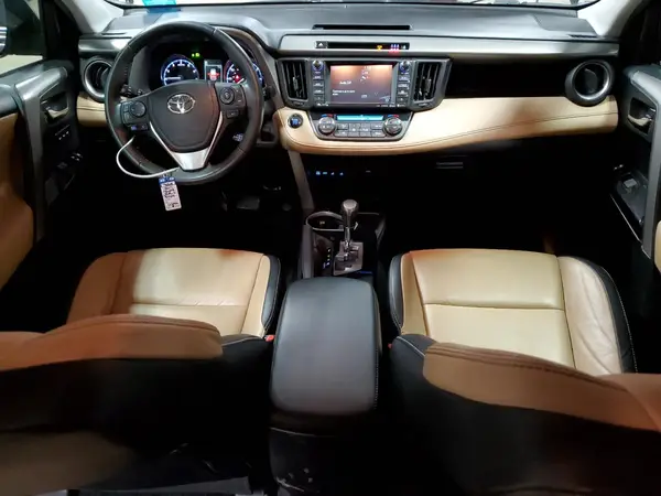 2T3YFREV2HW382887 2017 TOYOTA RAV 4 - Image 8