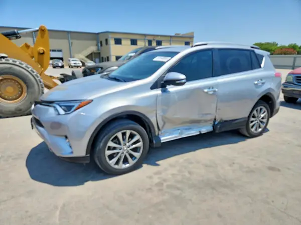 2T3YFREV4HW325929 2017 TOYOTA RAV 4 - Image 1