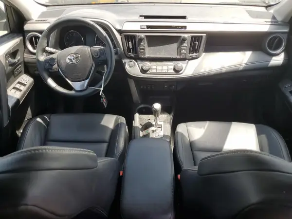 2T3YFREV4HW340625 2017 TOYOTA RAV 4 - Image 8