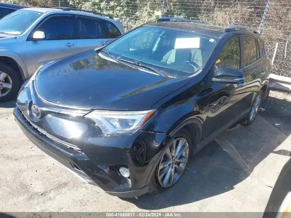 2T3YFREV4JW456199 2018 TOYOTA RAV 4 - Image 2