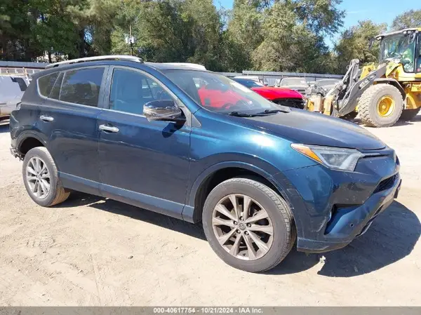 2T3YFREV5HW321243 2017 TOYOTA RAV 4 - Image 1