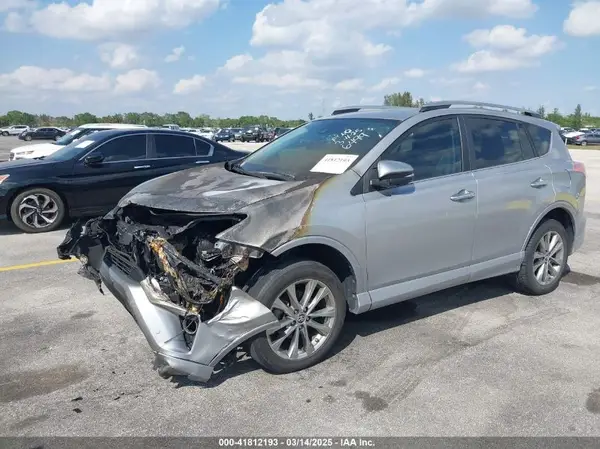 2T3YFREV5HW336499 2017 TOYOTA RAV 4 - Image 2