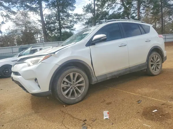 2T3YFREV5HW349415 2017 TOYOTA RAV 4 - Image 1