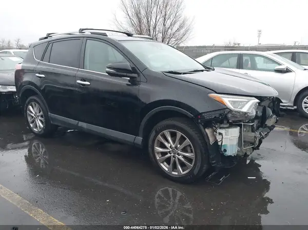 2T3YFREV5JW462495 2018 TOYOTA RAV 4 - Image 1