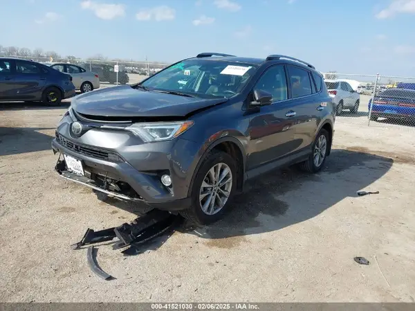 2T3YFREV7HW358262 2017 TOYOTA RAV 4 - Image 2