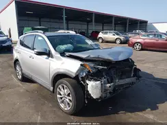 2T3YFREV7JW475409 2018 TOYOTA RAV 4