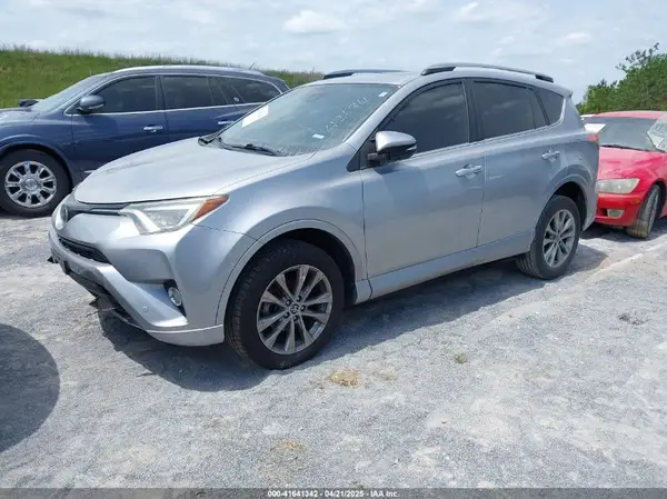 2T3YFREV8HW312634 2017 TOYOTA RAV 4 - Image 2