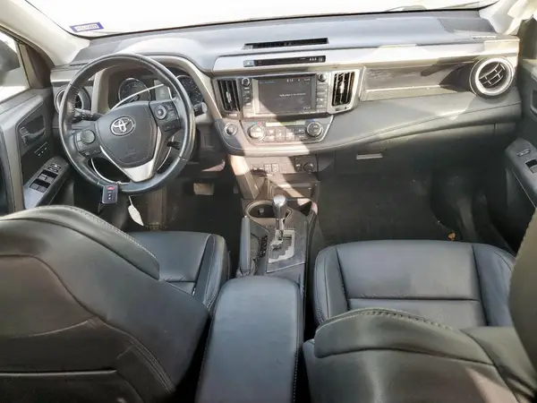 2T3YFREV8HW323035 2017 TOYOTA RAV 4 - Image 8