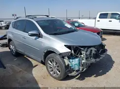 2T3YFREV8JW475872 2018 TOYOTA RAV 4