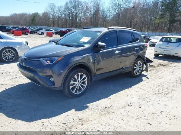 2T3YFREV8JW522835 2018 TOYOTA RAV 4 - Image 2