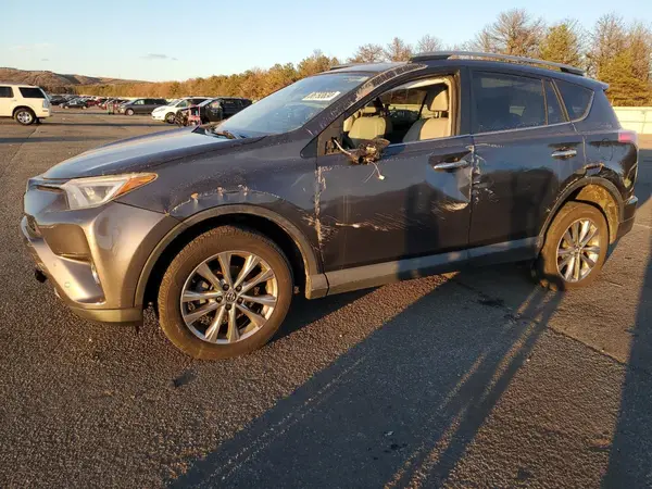 2T3YFREV9HW350325 2017 TOYOTA RAV 4 - Image 1