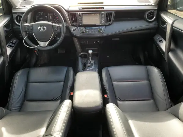 2T3YFREV9HW356125 2017 TOYOTA RAV 4 - Image 8