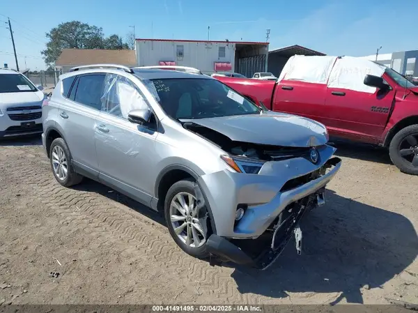 2T3YFREV9JW416782 2018 TOYOTA RAV 4 - Image 1