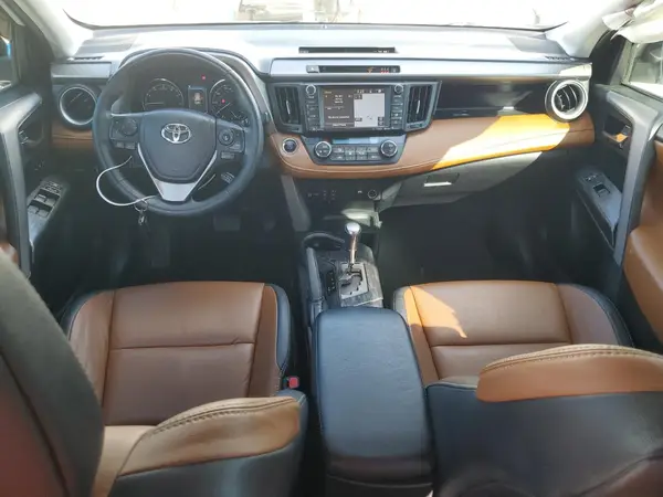 2T3YFREVXHW340970 2017 TOYOTA RAV 4 - Image 8