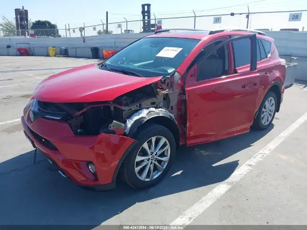 2T3YFREVXHW390929 2017 TOYOTA RAV 4 - Image 2