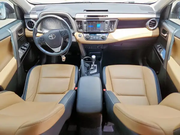 2T3YFREVXHW392521 2017 TOYOTA RAV 4 - Image 8