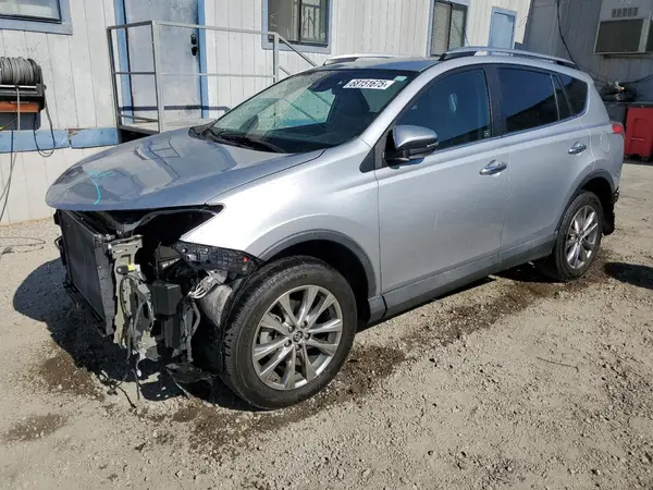 2T3YFREVXHW395497 2017 TOYOTA RAV 4 - Image 1