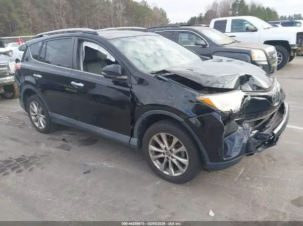 2T3YFREVXJW428293 2018 TOYOTA RAV 4 - Image 1