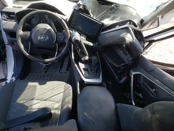 2T3Z1RFV1KW024740 2019 TOYOTA RAV 4 - Image 8