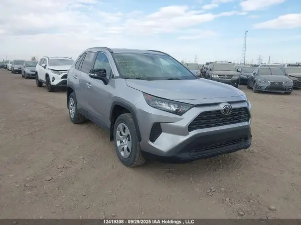 2T3Z1RFV8MC098127 2021 TOYOTA RAV 4 - Image 1
