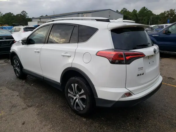 2T3ZFREV0GW242808 2016 TOYOTA RAV 4 - Image 2