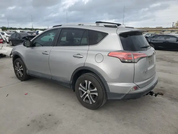 2T3ZFREV0GW269121 2016 TOYOTA RAV 4 - Image 2
