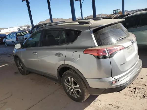 2T3ZFREV0GW272360 2016 TOYOTA RAV 4 - Image 2