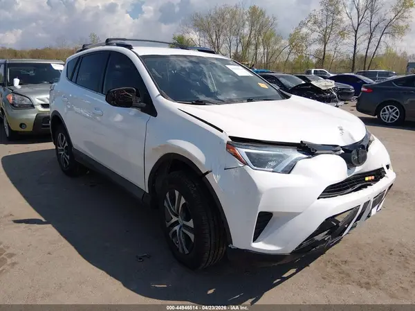 2T3ZFREV0GW290471 2016 TOYOTA RAV 4 - Image 1