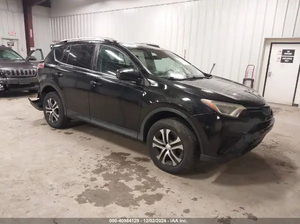 2T3ZFREV0HW325284 2017 TOYOTA RAV 4 - Image 1