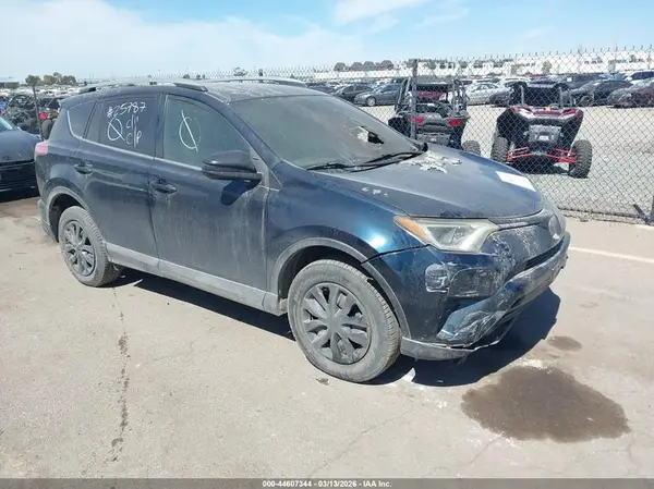 2T3ZFREV0HW374260 2017 TOYOTA RAV 4 - Image 1