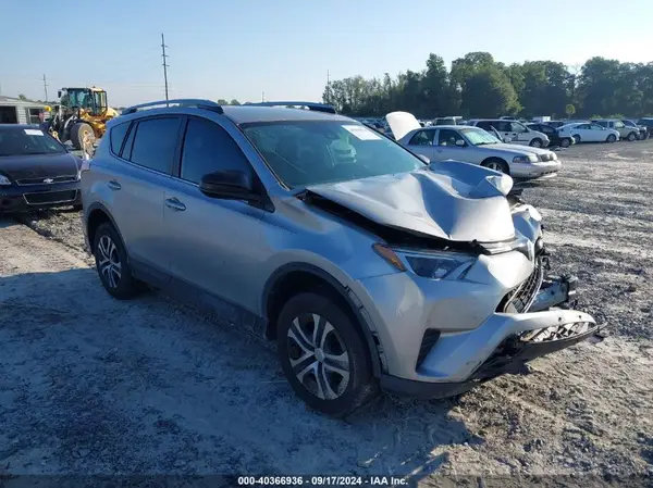 2T3ZFREV0JW451358 2018 TOYOTA RAV 4 - Image 1