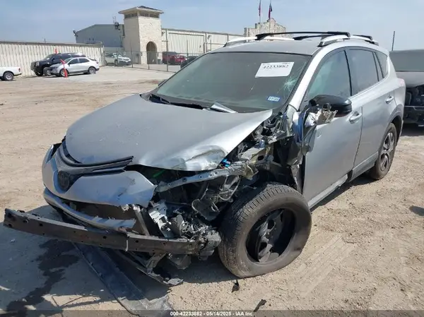 2T3ZFREV1GW238640 2016 TOYOTA RAV 4 - Image 2