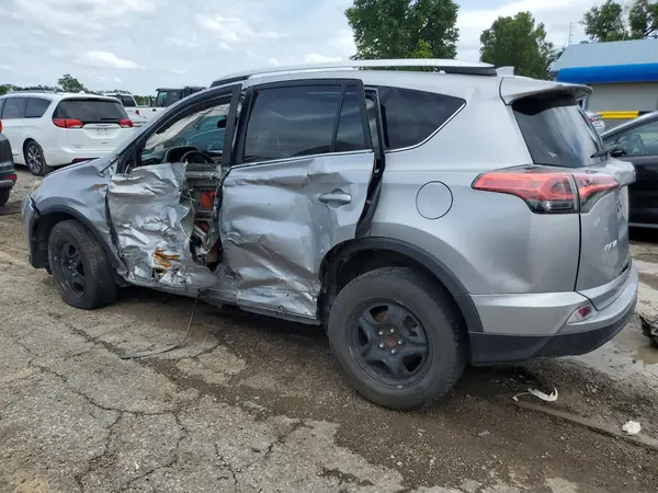 2T3ZFREV1GW282590 2016 TOYOTA RAV 4 - Image 2