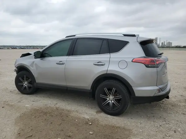 2T3ZFREV1GW300702 2016 TOYOTA RAV 4 - Image 2