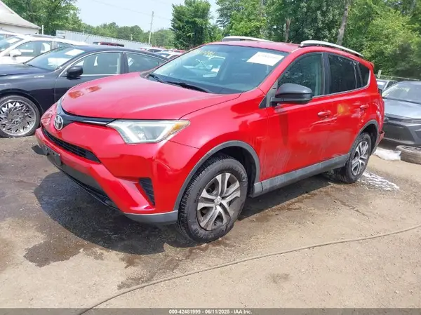 2T3ZFREV1GW304555 2016 TOYOTA RAV 4 - Image 2
