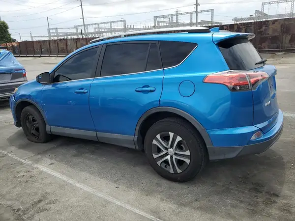 2T3ZFREV1HW345284 2017 TOYOTA RAV 4 - Image 2