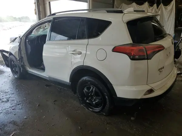 2T3ZFREV1HW366846 2017 TOYOTA RAV 4 - Image 2