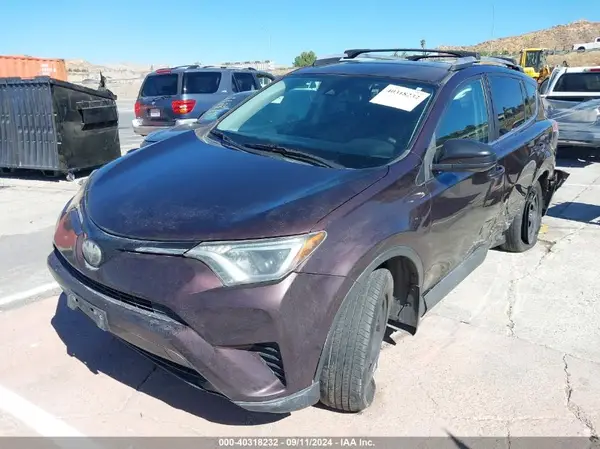 2T3ZFREV1JW459422 2018 TOYOTA RAV 4 - Image 2