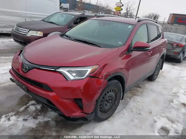 2T3ZFREV1JW460635 2018 TOYOTA RAV 4 - Image 2