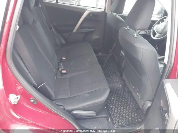 2T3ZFREV1JW460635 2018 TOYOTA RAV 4 - Image 8
