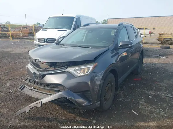 2T3ZFREV1JW500731 2018 TOYOTA RAV 4 - Image 2