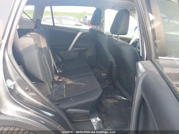 2T3ZFREV1JW500731 2018 TOYOTA RAV 4 - Image 8