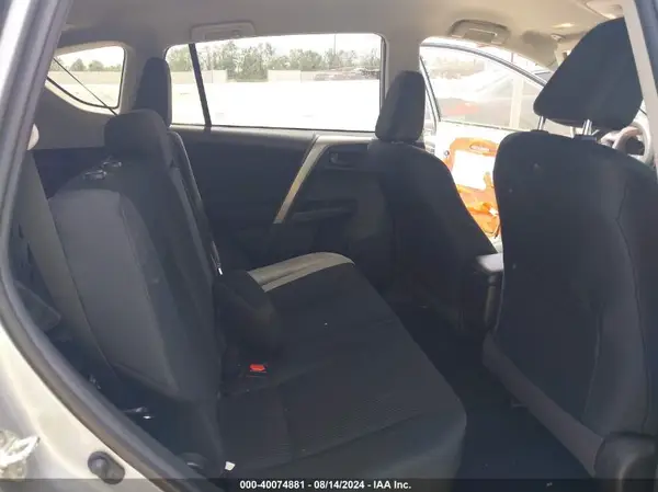 2T3ZFREV1JW517674 2018 TOYOTA RAV 4 - Image 8