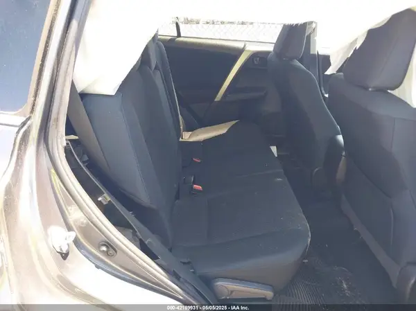 2T3ZFREV2GW239330 2016 TOYOTA RAV 4 - Image 8