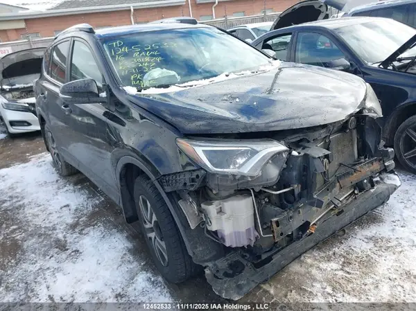 2T3ZFREV2GW301874 2016 TOYOTA RAV 4 - Image 1
