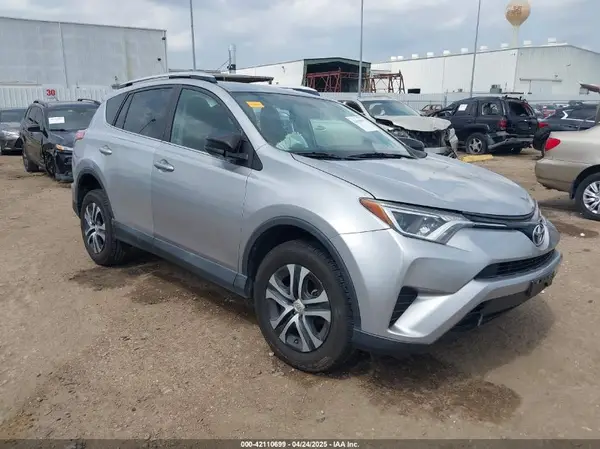 2T3ZFREV2GW307917 2016 TOYOTA RAV 4 - Image 1