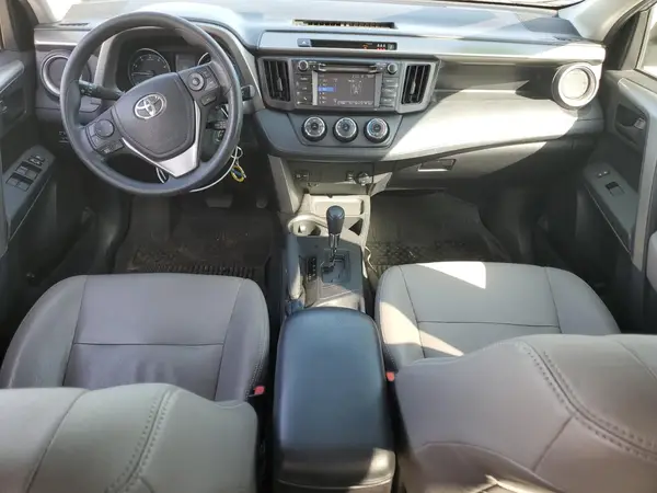 2T3ZFREV2HW318255 2017 TOYOTA RAV 4 - Image 8